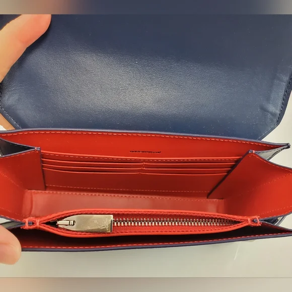 NWT$1,050 Christian Louboutin Logo Crossbody Explorafunk Wallet On Chain Unisex - Picture 15 of 16